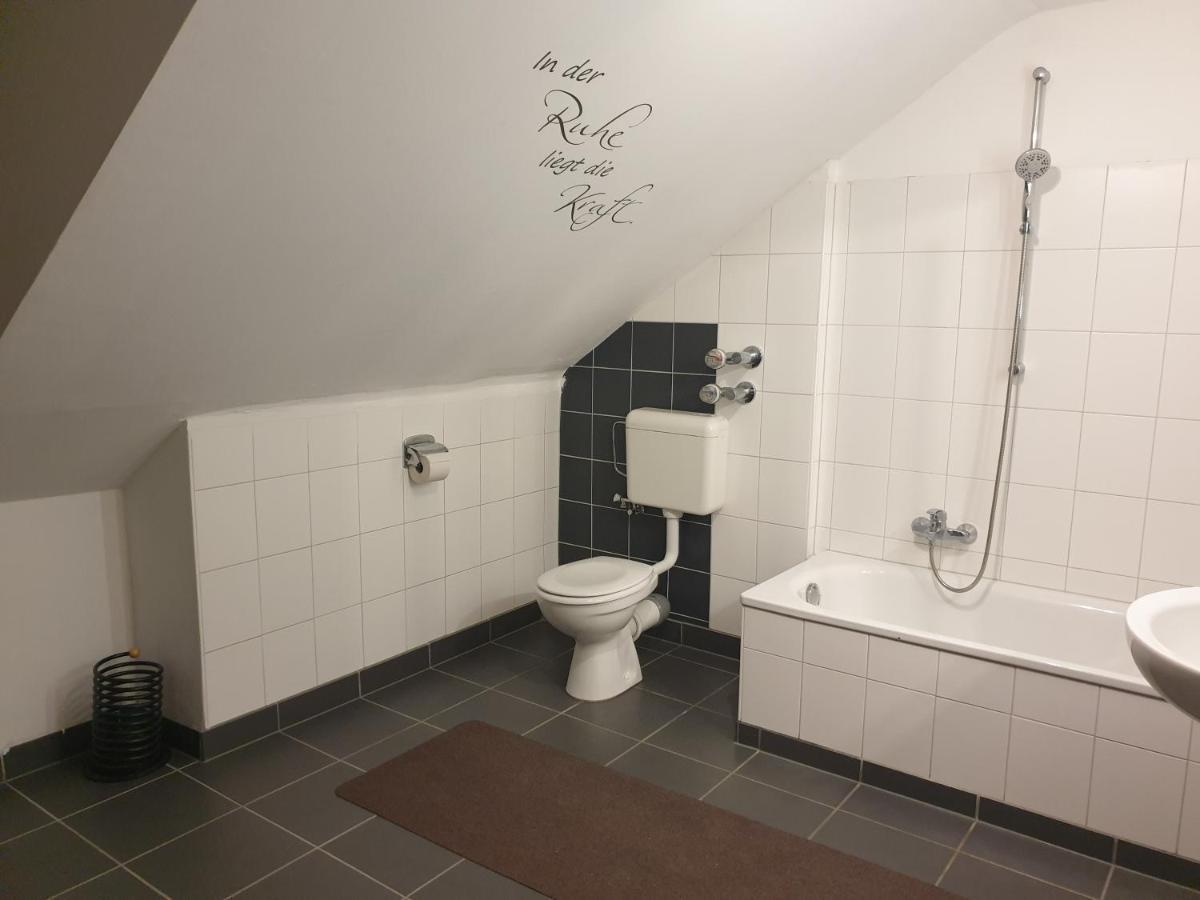 Ferienwohnung Berg View Bad Kissingen Apartment Mit 3 Schlafzimmern Ngoại thất bức ảnh
