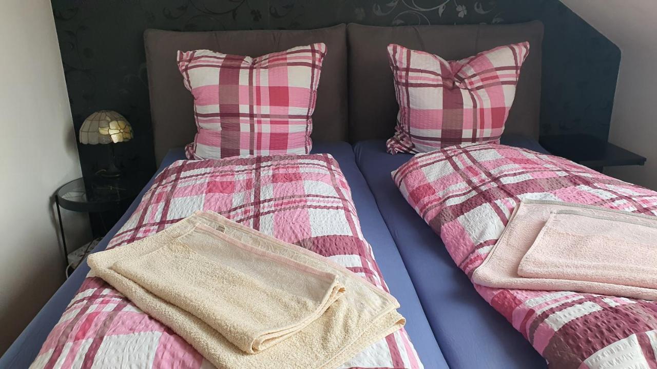 Ferienwohnung Berg View Bad Kissingen Apartment Mit 3 Schlafzimmern Ngoại thất bức ảnh